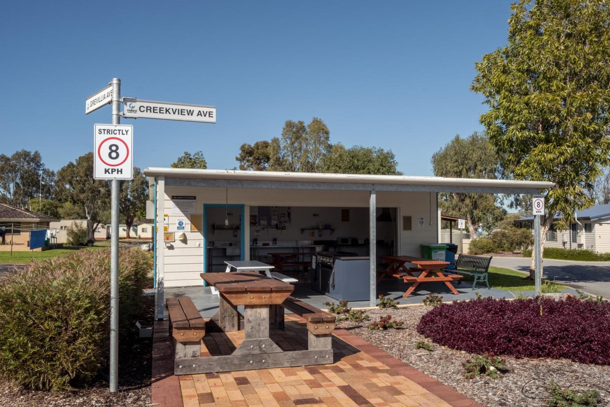 Big4 Perth Midland Tourist Park Otel Middle Swan Dış mekan fotoğraf